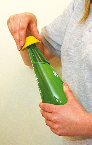 Tenura Flaschenöffner blau für leichtes öffnen von Flaschen