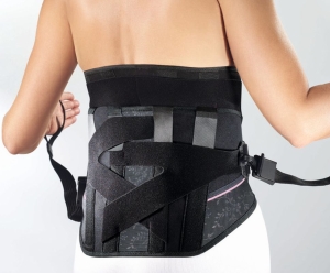 Cellacare Dotop F Gr.1 schwarz/rosa (tailliert) Mobilisierende Rückenorthese für Frauen